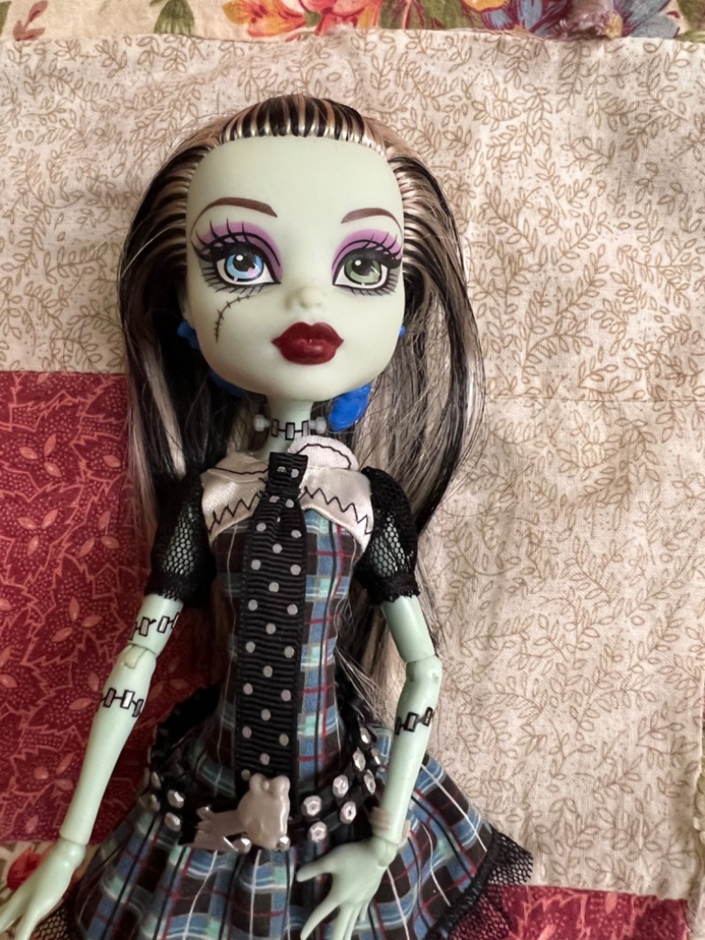 Frankie Monster High Doll - Picture 2 of 9